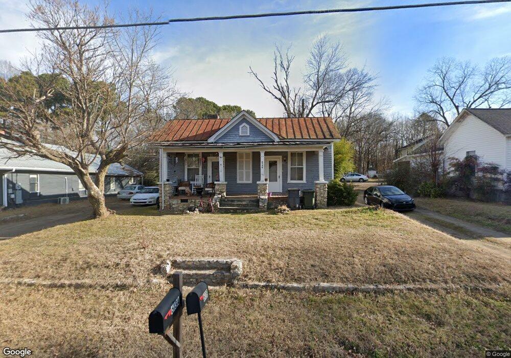 613 Raleigh St, Oxford, NC 27565 - photo 1