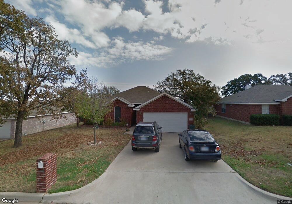 318 Pecos Dr, Weatherford, TX 76086 - photo 1