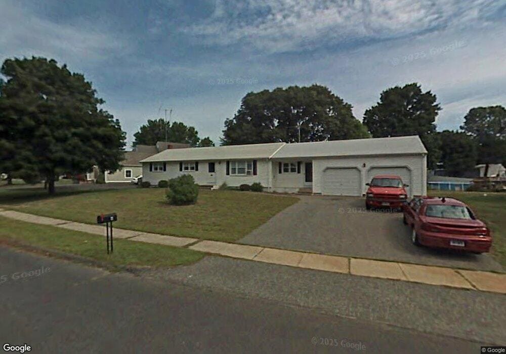 6 Windmill Rd, Enfield, CT 06082 - photo 1