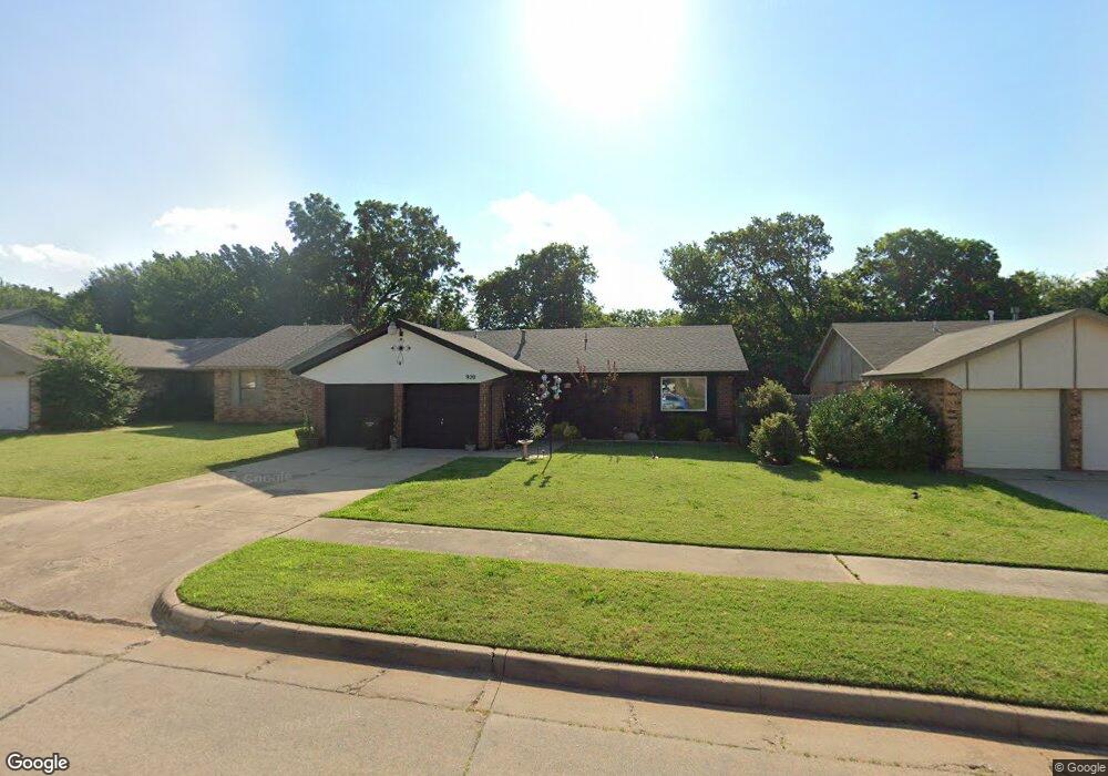 920 David Rd, Moore, OK 73160 - photo 1