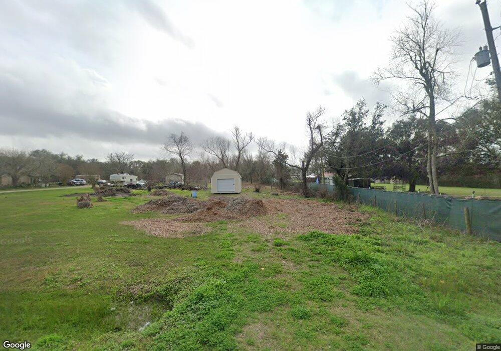 4835 Powers Ln, Alvin, TX 77511 - photo 1