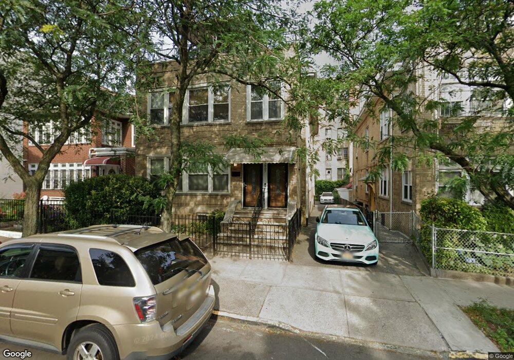 2807 Webb Ave, Bronx, NY 10468 - photo 1