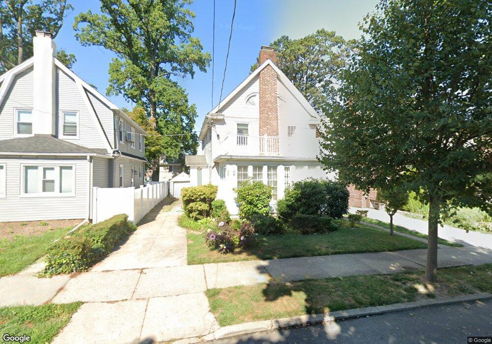 3356 167th St, Flushing, NY 11358 - photo 1