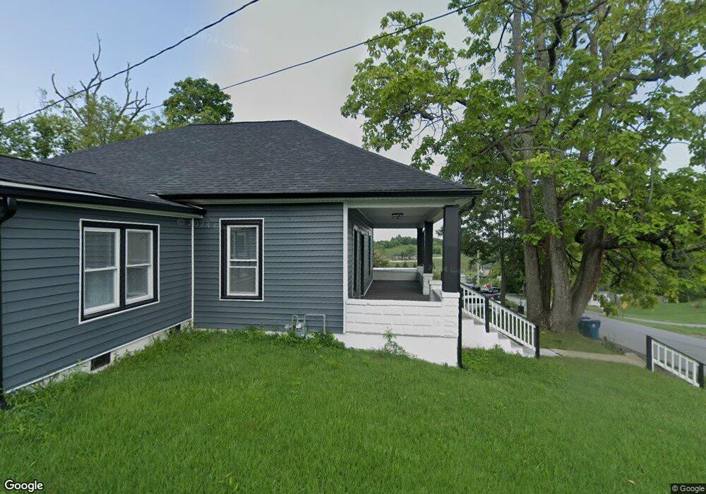 598 Marimon Ave, Harrodsburg, KY 40330 - photo 1