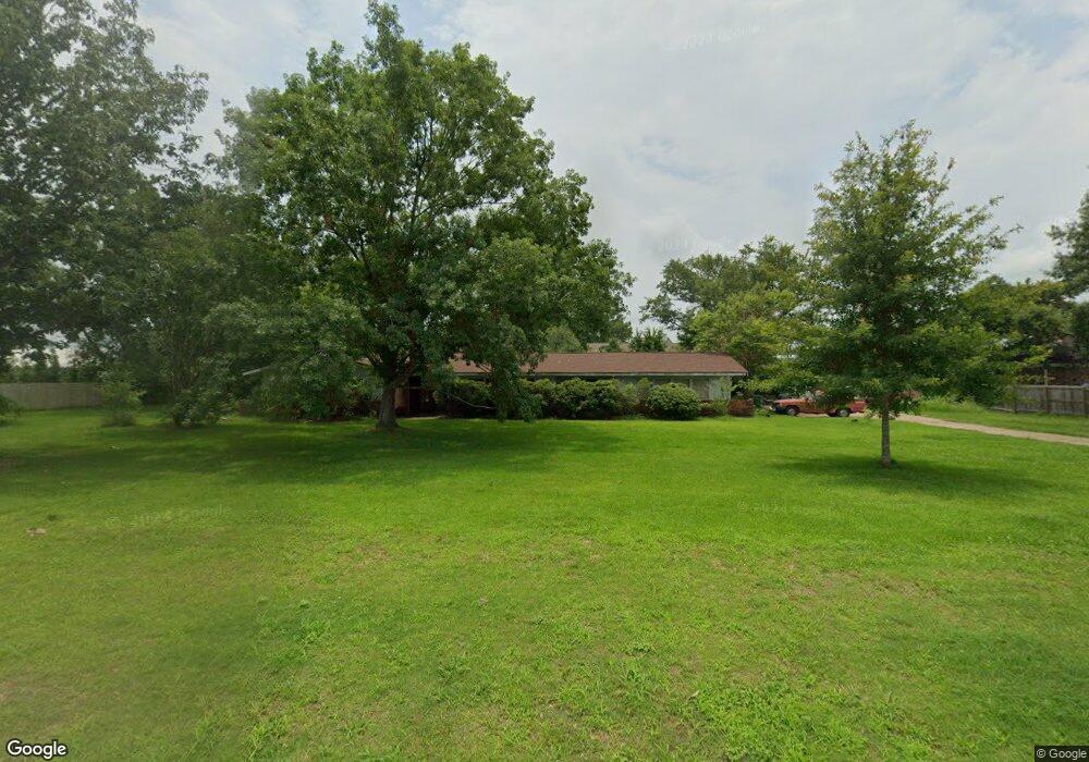 2631 W Sale Rd, Lake Charles, LA 70605 - photo 1