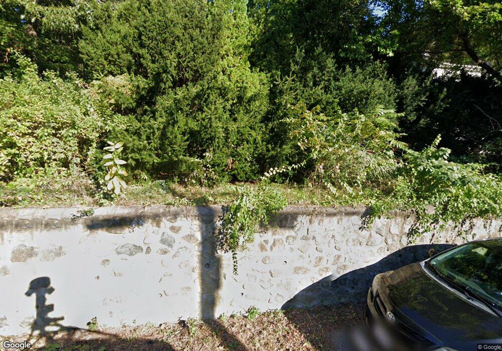 271 Forest St, Arlington, MA 02474 - photo 1