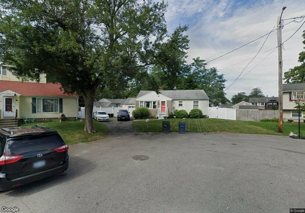 133 Moore St, Warwick, RI 02889 - photo 1