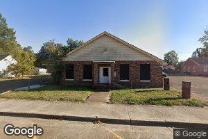 320 E Main St, Marks, MS 38646