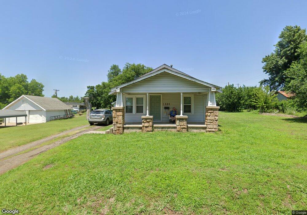 1324 E Cherry St, Cushing, OK 74023 - photo 1