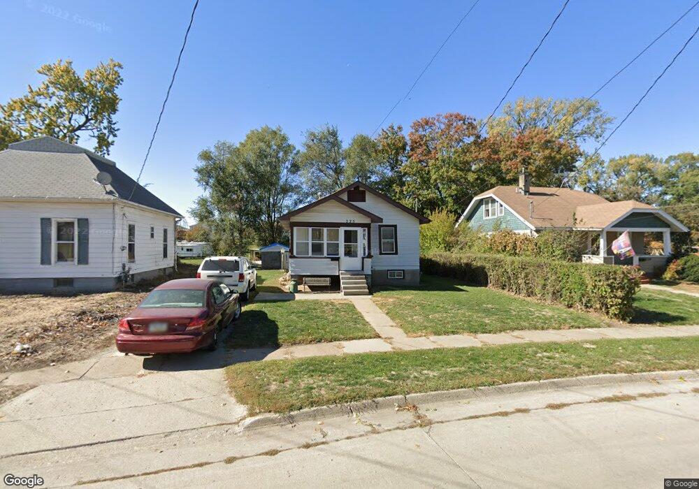 225 E 13th St N, Newton, IA 50208 - photo 1
