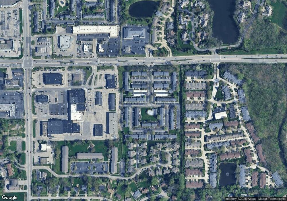 1136 Canterbury Square N, Indianapolis, IN 46260 - photo 1