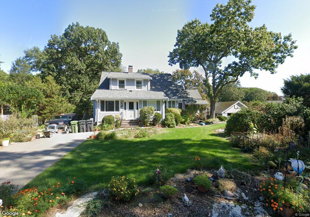 44 Oakcrest Rd, Needham, MA 02492 - photo 1