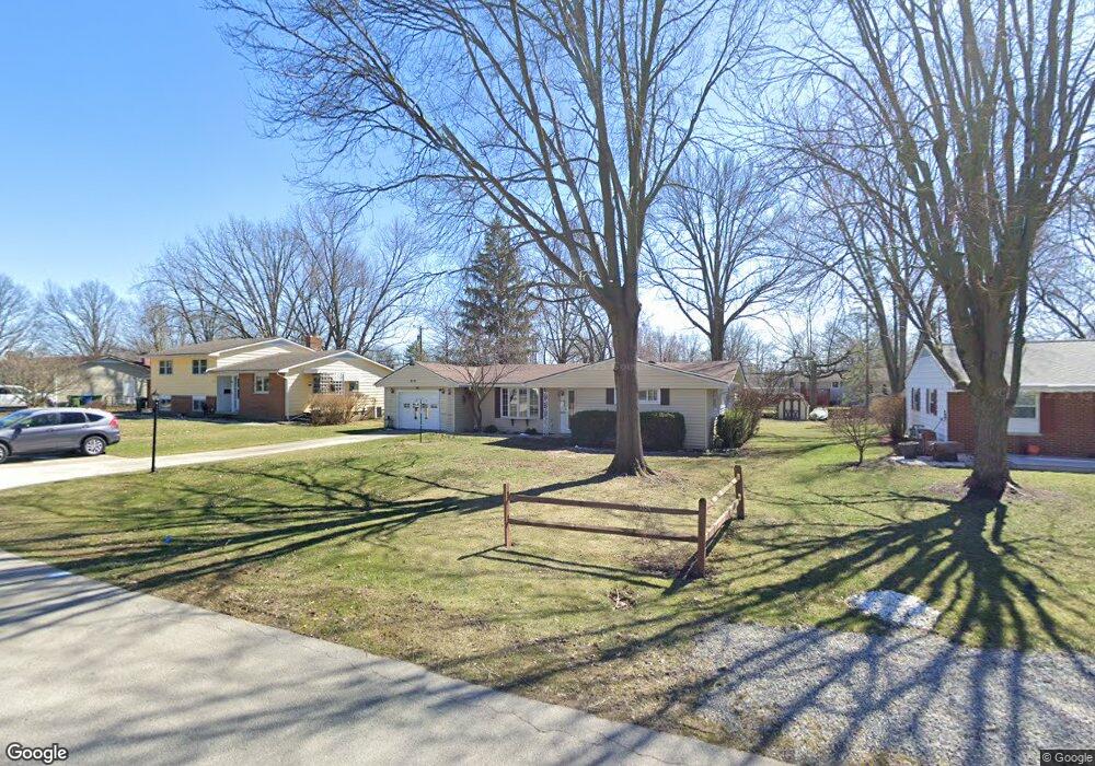 919 Van Kirk Dr, Marysville, OH 43040 - photo 1