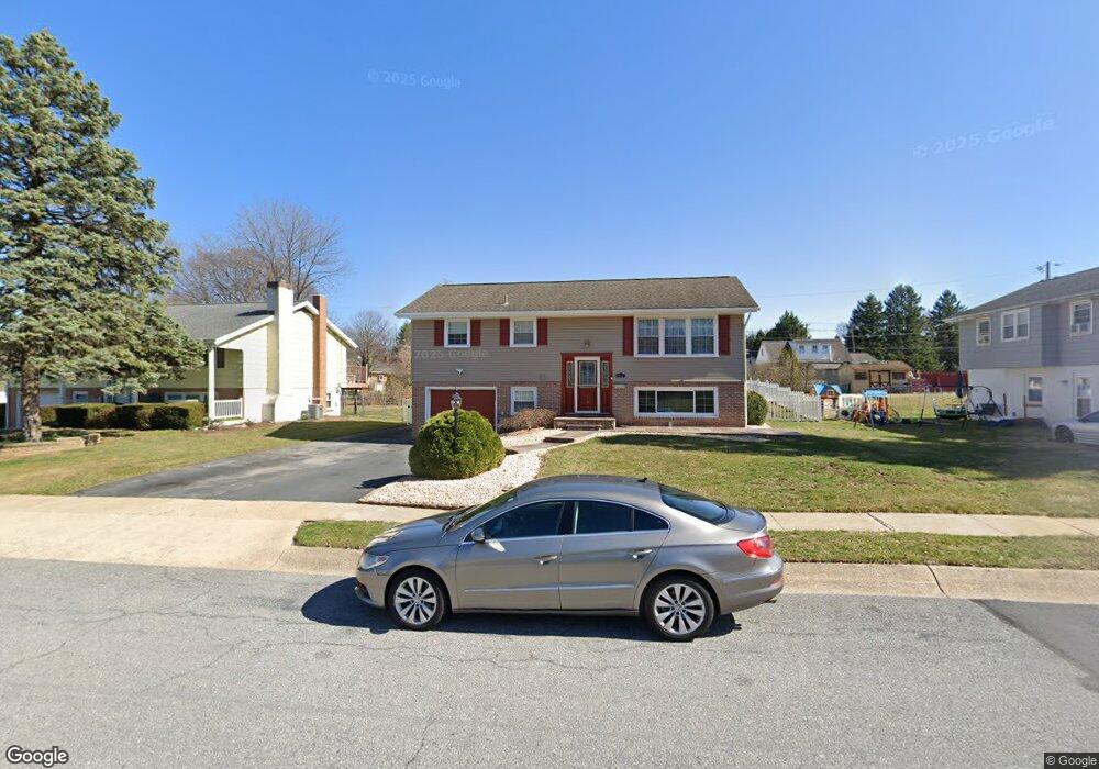 3012 Saint Albans Dr, Reading, PA 19608 - photo 1