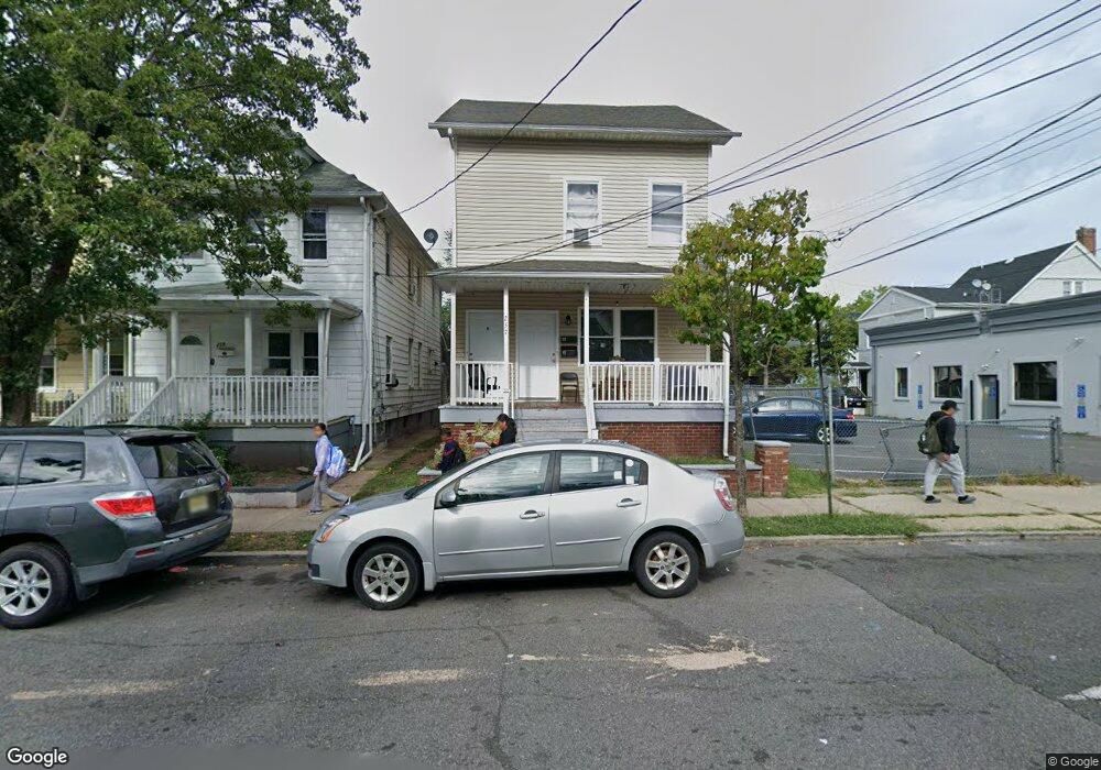 257 Comstock St, New Brunswick, NJ 08901 - photo 1