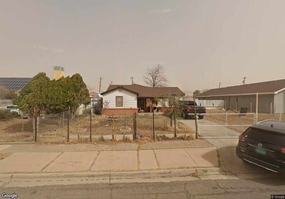 402 E Dunnam St, Hobbs, NM 88240 - photo 1