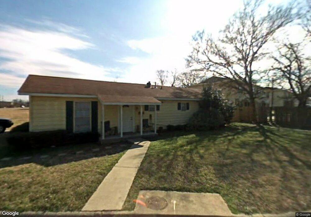 507 W Willingham St, Cleburne, TX 76033 - photo 1