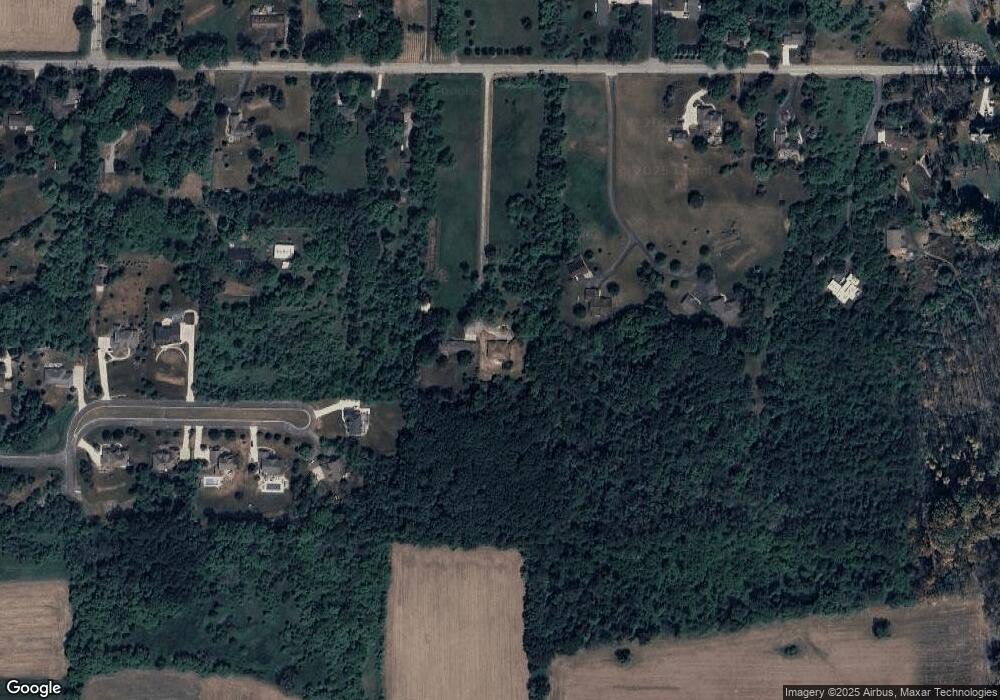 N55W25793 Richmond Rd, Sussex, WI 53089 - photo 1