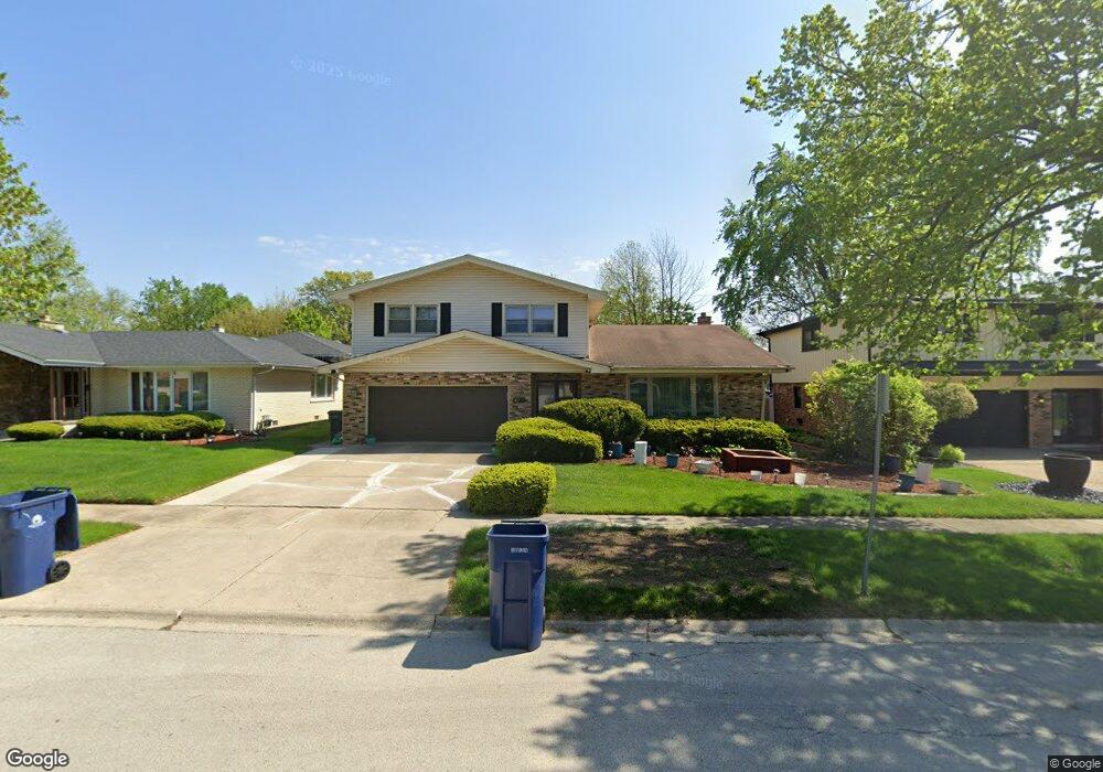 4251 Cedarwood Ln, Matteson, IL 60443 - photo 1