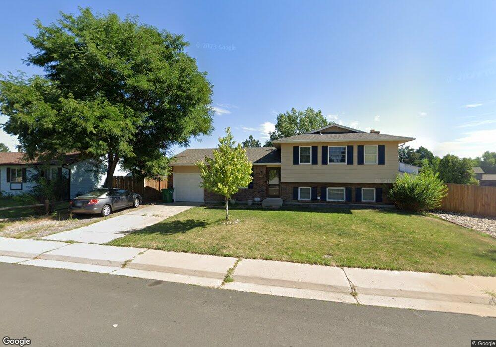 930 S Waco Way, Aurora, CO 80017 - photo 1