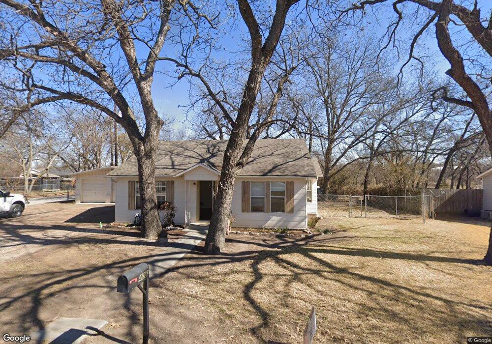 406 N Cates St, Decatur, TX 76234 - photo 1