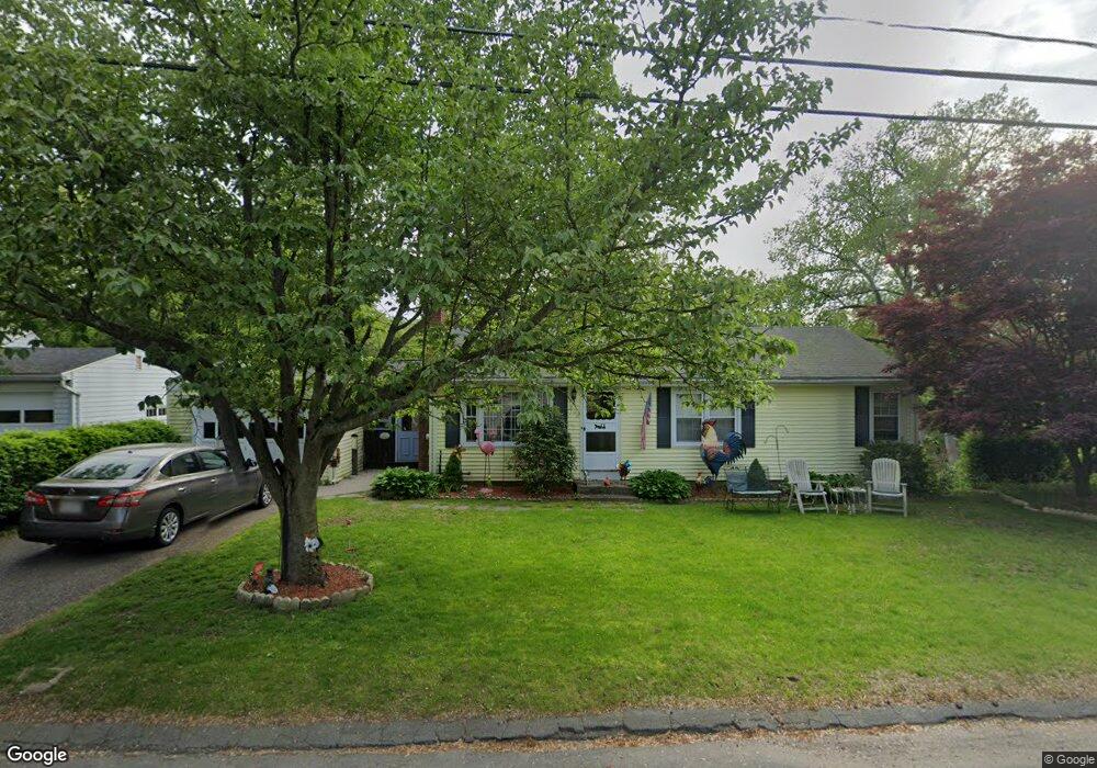 236 Hillcrest Ave, West Springfield, MA 01089 - photo 1