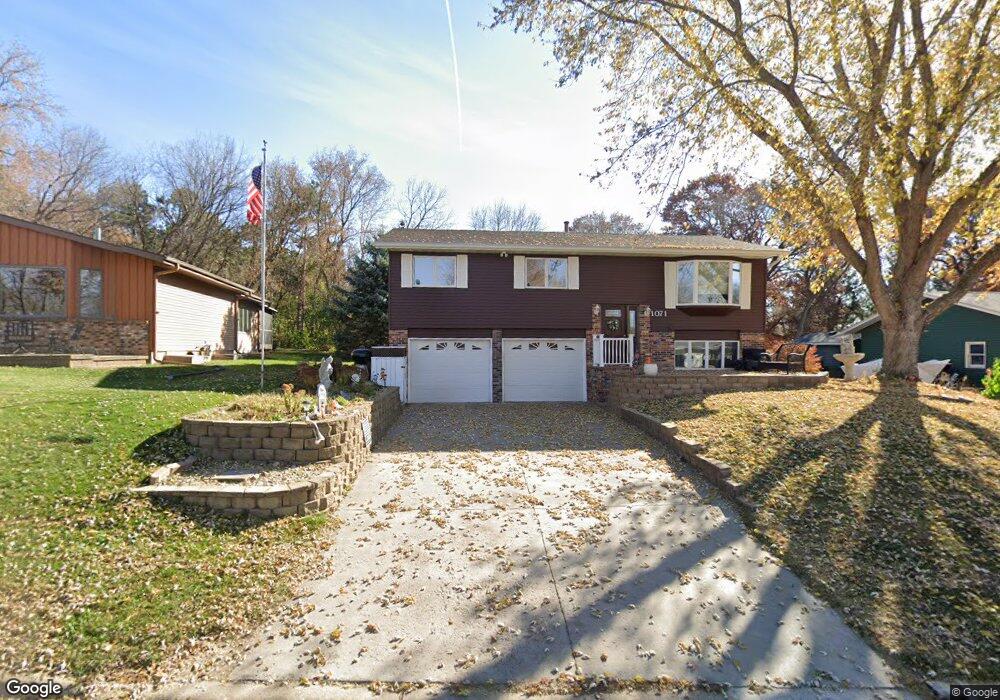 1071 Benedict Dr, Sauk Rapids, MN 56379 - photo 1