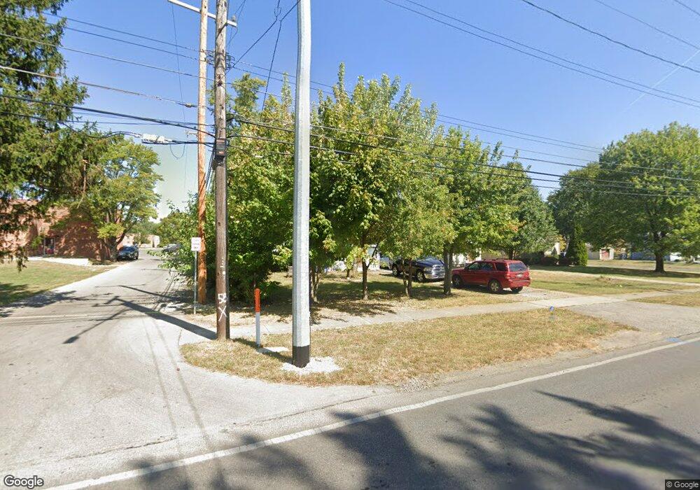 1724 E Cooke Rd, Columbus, OH 43224 - photo 1