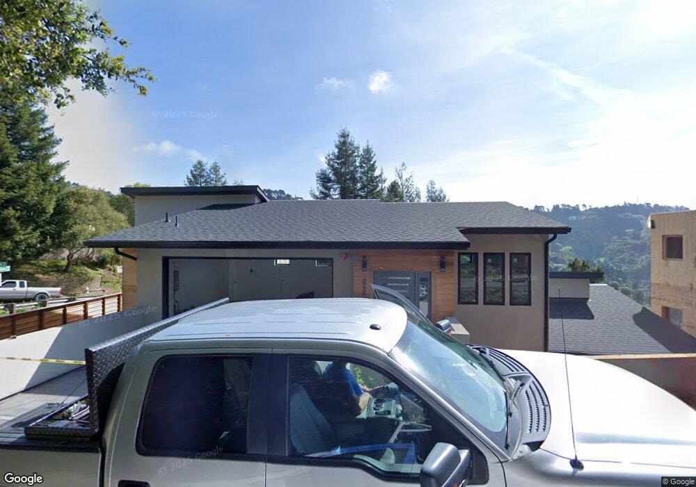 6880 Buckingham Blvd, Berkeley, CA 94705 - photo 1