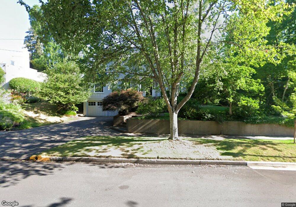 1195 E 21st Ave, Eugene, OR 97403 - photo 1