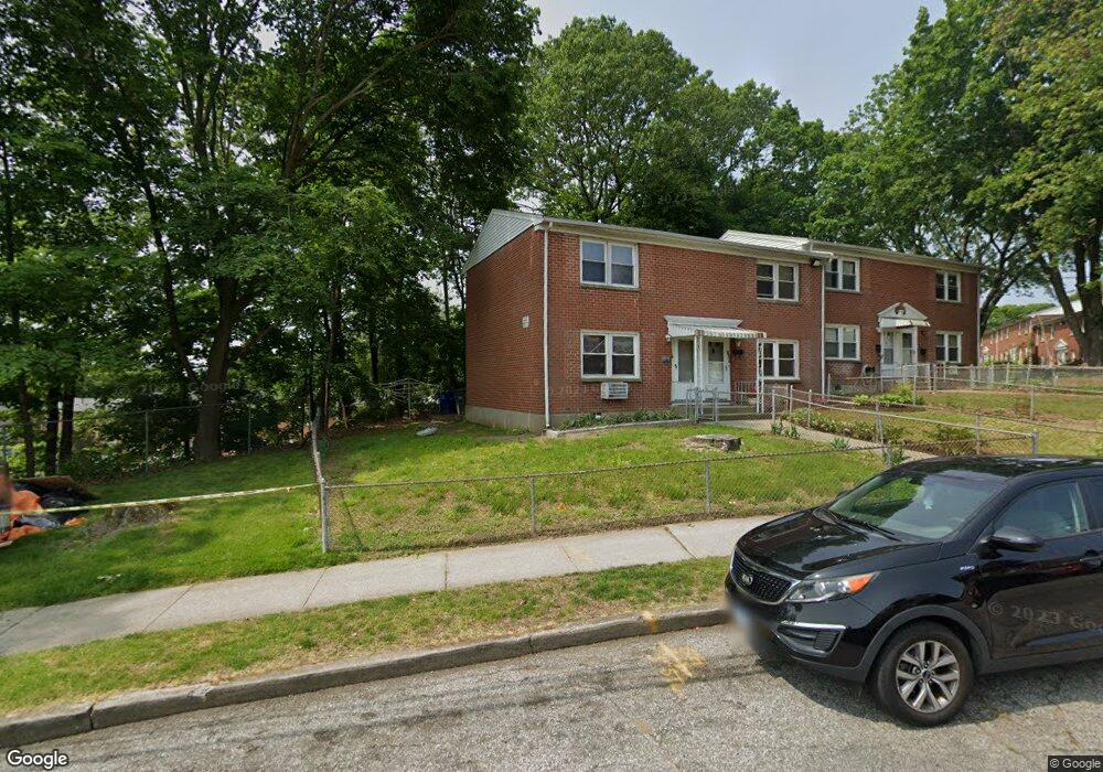 71 Karen Ct unit B, Bridgeport, CT 06606 - photo 1