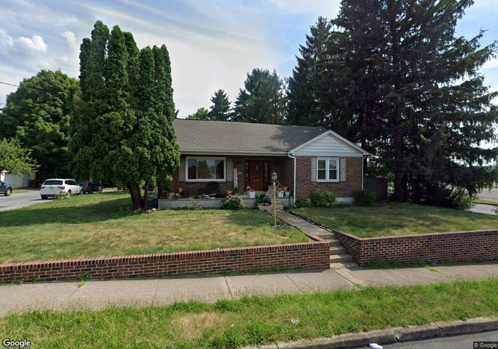 904 Saint Paul St, Whitehall, PA 18052 - photo 1