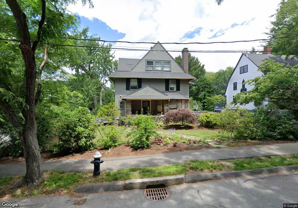 4 Circuit Rd, Chestnut Hill, MA 02467 - photo 1