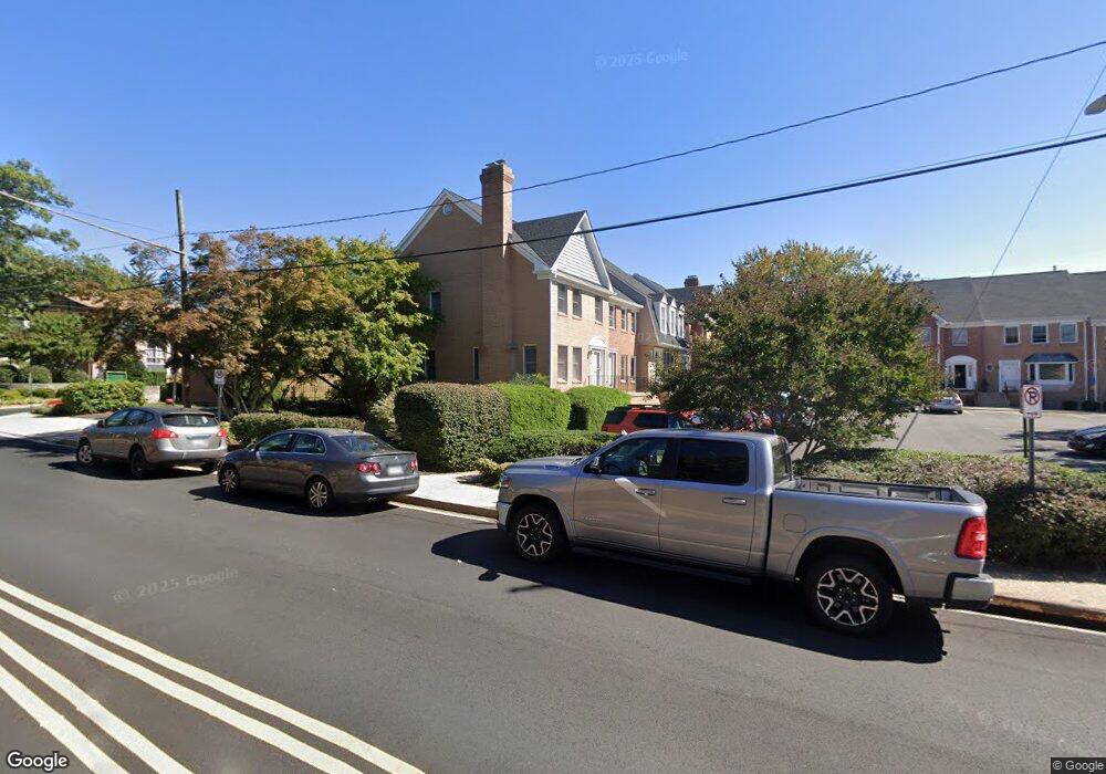 209C Locust St SW unit H, Vienna, VA 22180 - photo 1