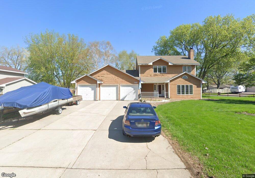 5774 Amy Ln, Maple Plain, MN 55359 - photo 1