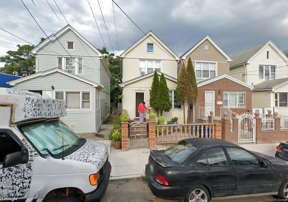 9423 80th St, Ozone Park, NY 11416 - photo 1
