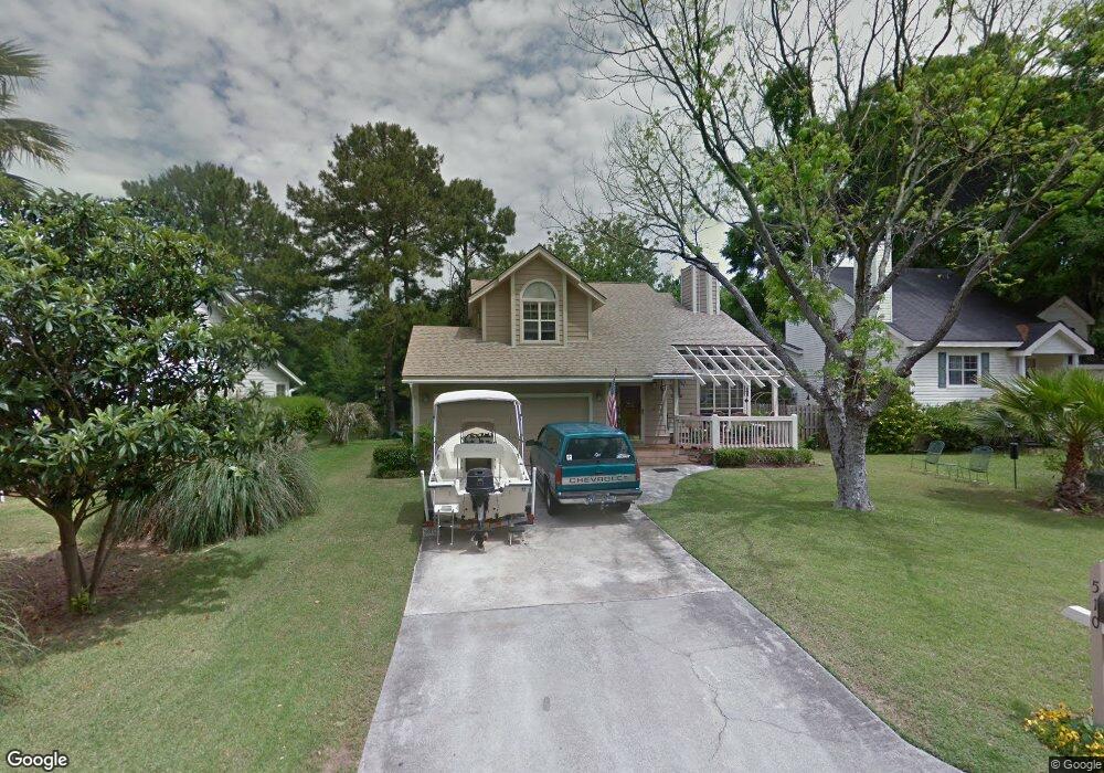 510 Pointe North Dr, Savannah, GA 31410 - photo 1