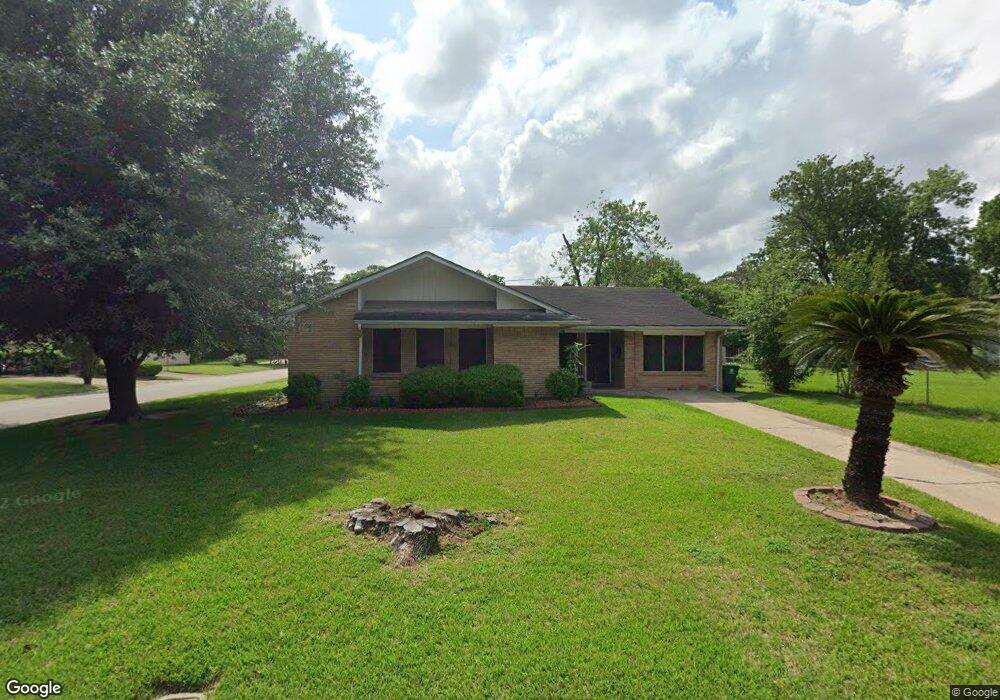 10117 Hollyglen Dr, Houston, TX 77016 - photo 1