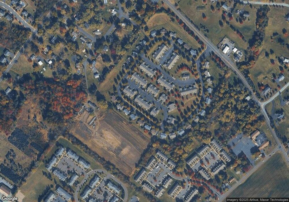 316 Jefferson Ct, Royersford, PA 19468 - photo 1