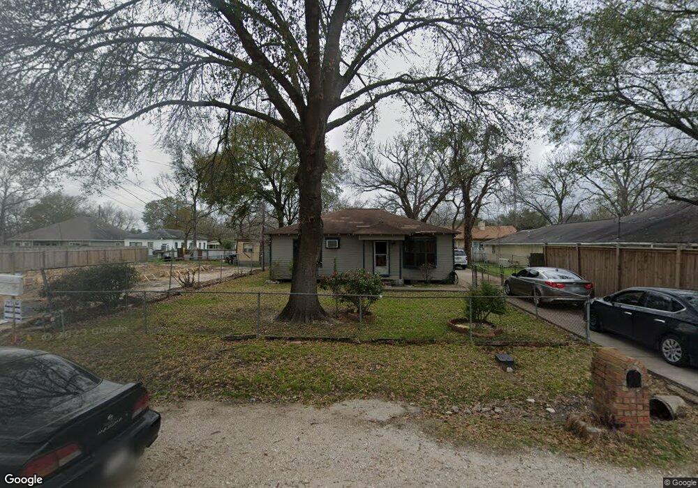 1024 South Ln, Houston, TX 77088 - photo 1
