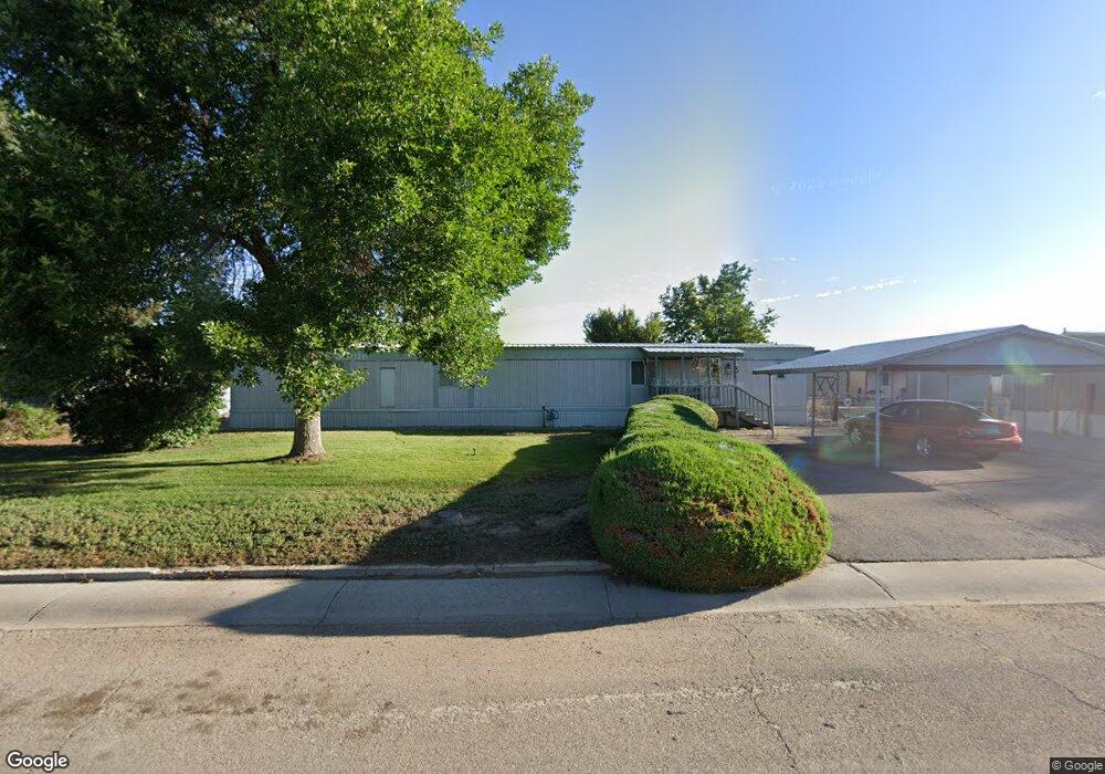 907 Camino Rd, Bloomfield, NM 87413 - photo 1