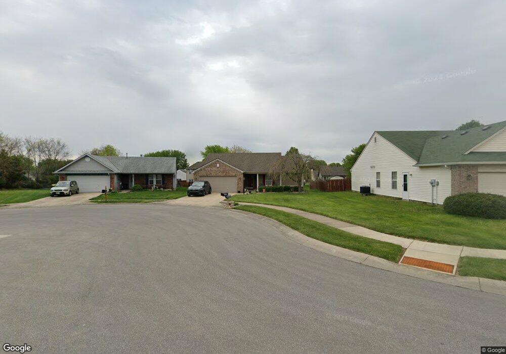 1075 Sunmeadow Cir, Franklin, IN 46131 - photo 1