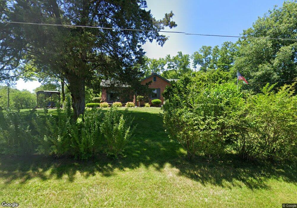 644 N Center St, Plainfield, IN 46168 - photo 1