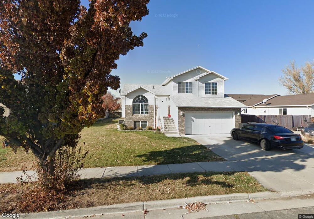 1657 N 2225 W, Clearfield, UT 84015 - photo 1