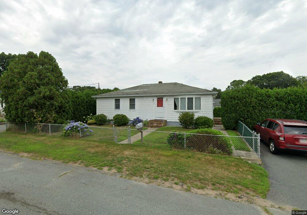 213 Rogers St, South Dartmouth, MA 02748 - photo 1