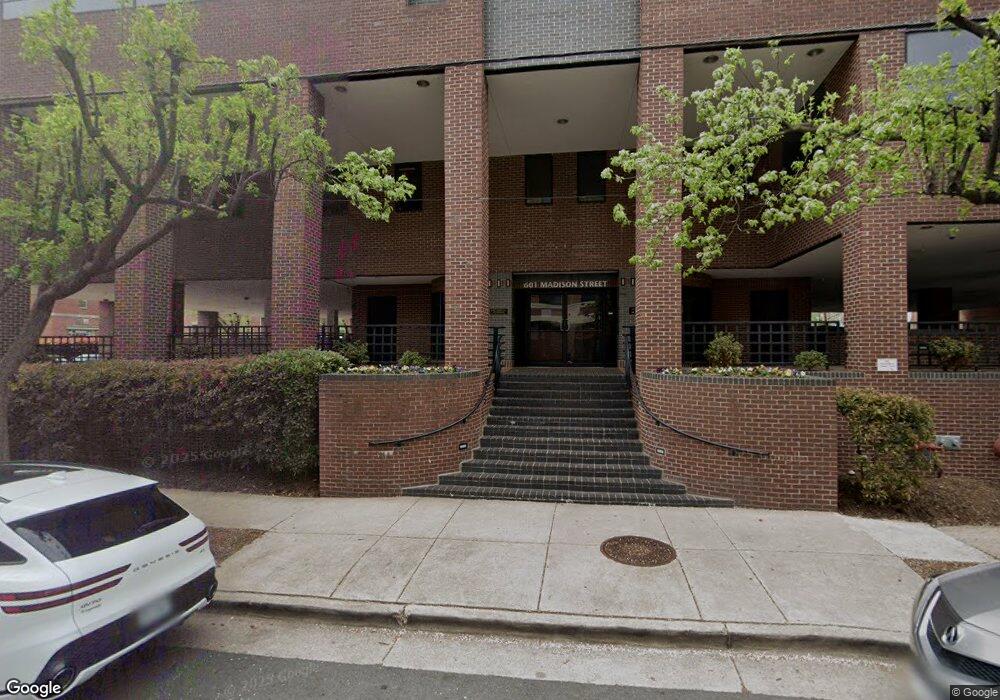 601 Madison St, Alexandria, VA 22314 - photo 1