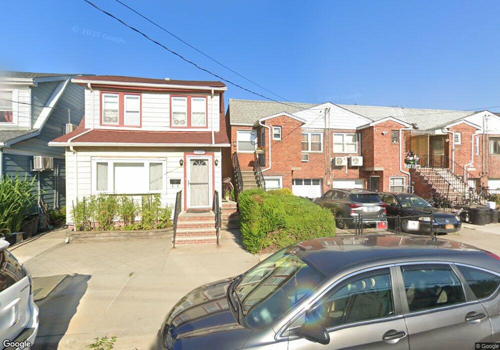 5418 152nd St, Flushing, NY 11355 - photo 1
