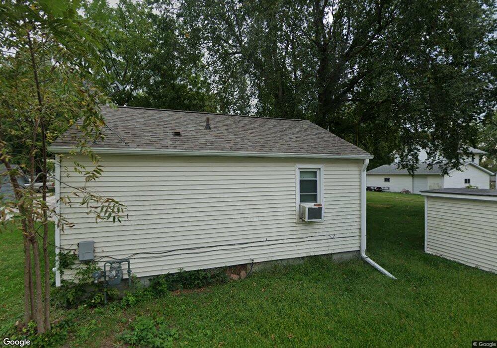 216 1/2 S Jackson St, Osceola, IA 50213 - photo 1