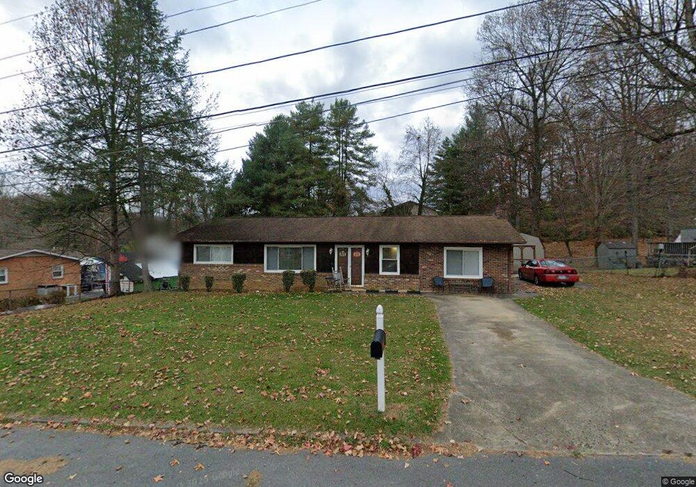 1420 Stoneybrook Dr, Johnson City, TN 37601 - photo 1