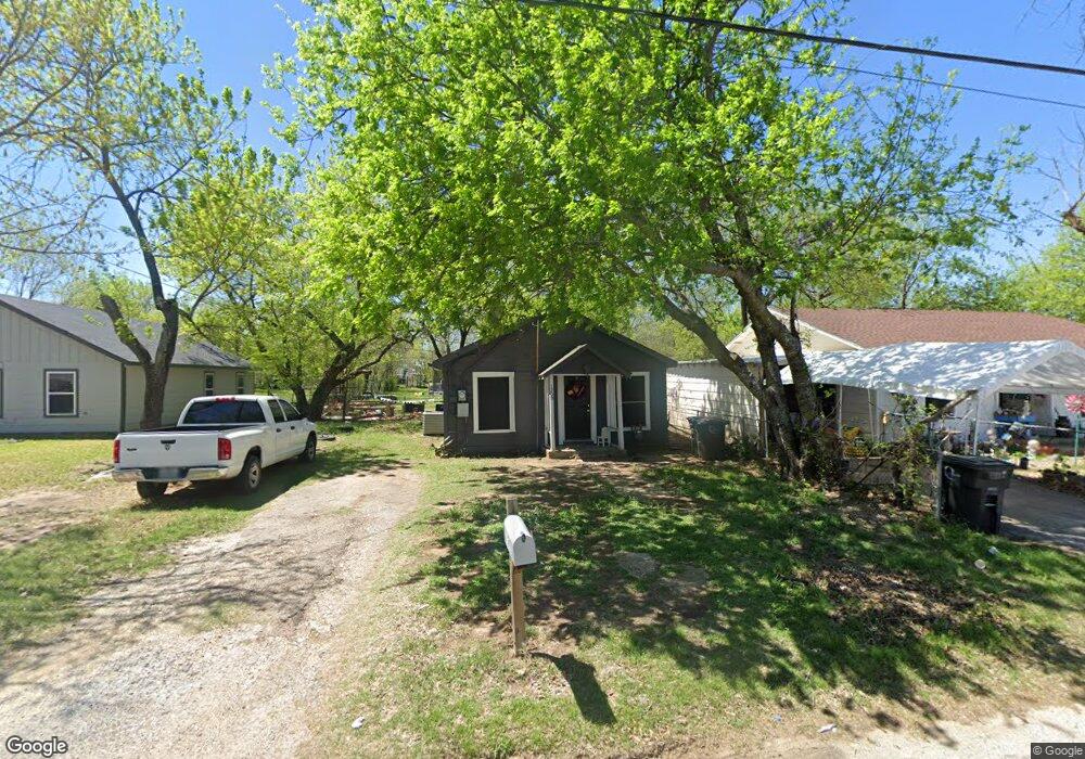 1209 Joslin St, Cleburne, TX 76033 - photo 1